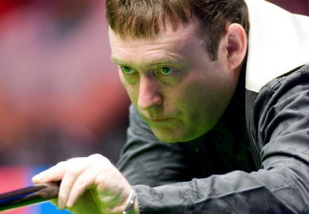 捧起冠军奖 捧起冠军奖