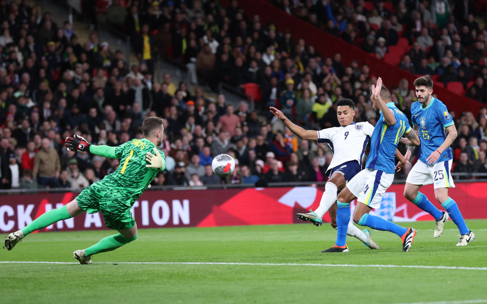 地的体育爱 地的体育爱