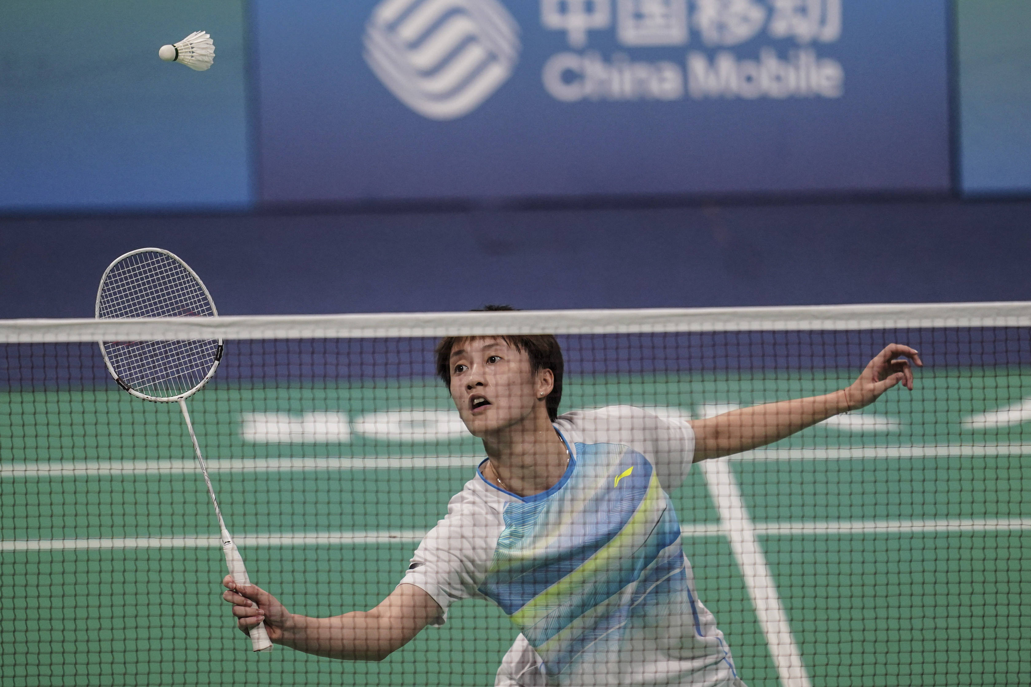 逼对手横传 逼对手横传